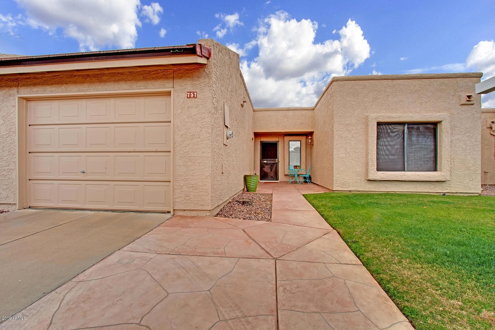757 S Privet Way Mesa AZ 85208-large-001