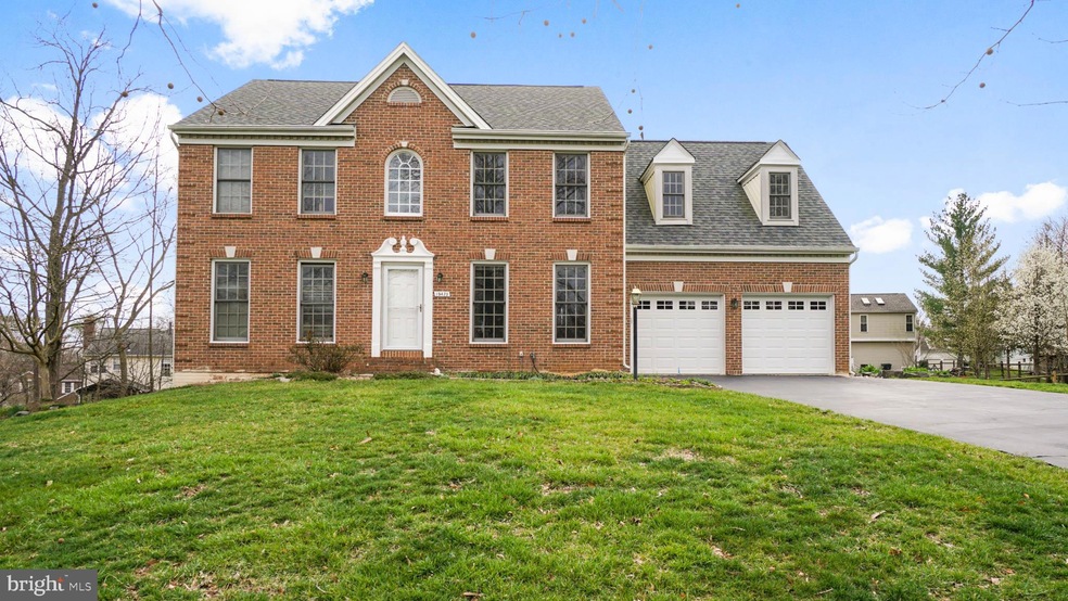 15473 Waters Creek Dr, Centreville, VA 20120 - photo 1