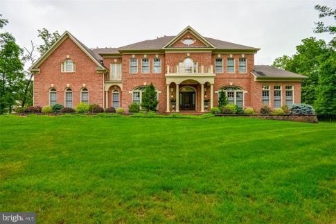 15627 Jillians Forest Way, Centreville, VA 20120 - photo 1