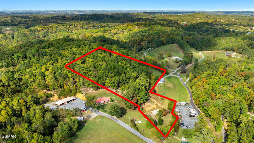 1009 Franklin Ln, Sevierville, TN 37876 - photo 1