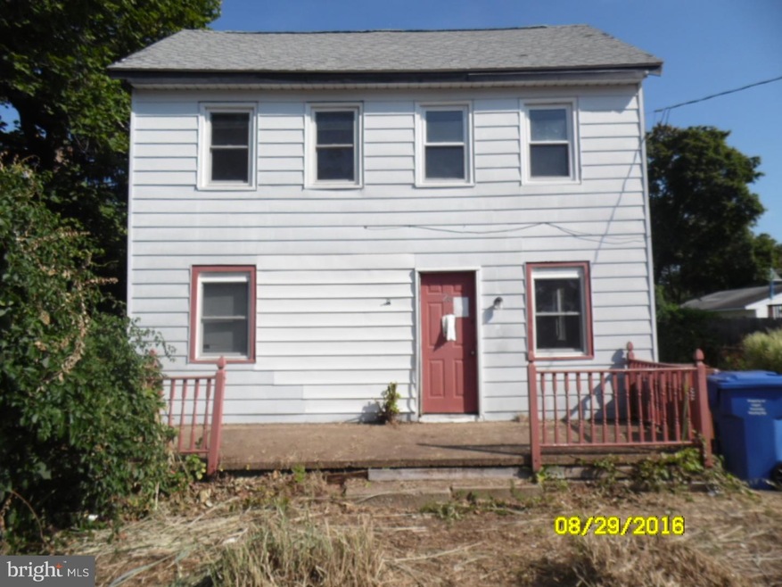 26 Mechanic St, Bridgeport, NJ 08014 - photo 1