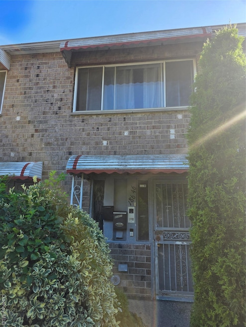 For Sale $850,000 • Co-Listing Agent