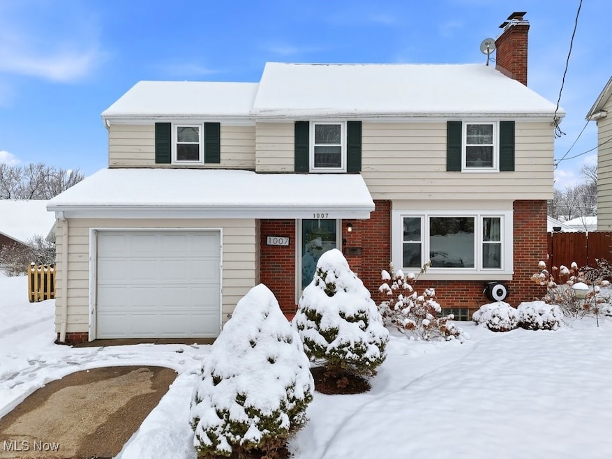 1007 27th St NE, Canton, OH 44714 - photo 1