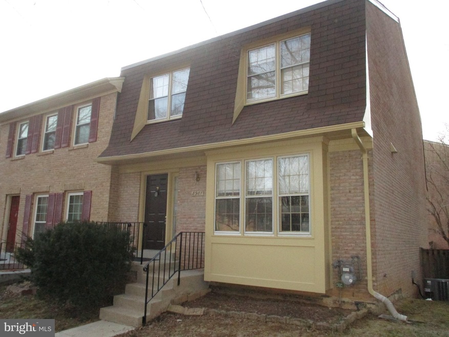 8981 Omega Ct, Springfield, VA 22152 - photo 1