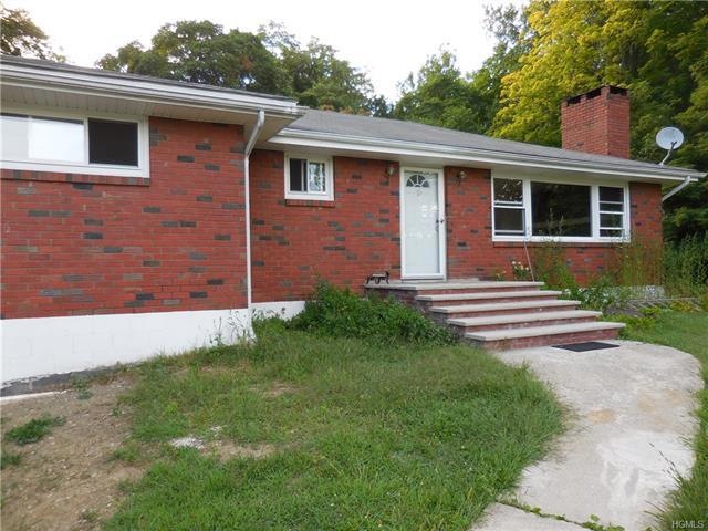 8 Sherman Dr unit 1, Milton, NY 12547 - photo 1