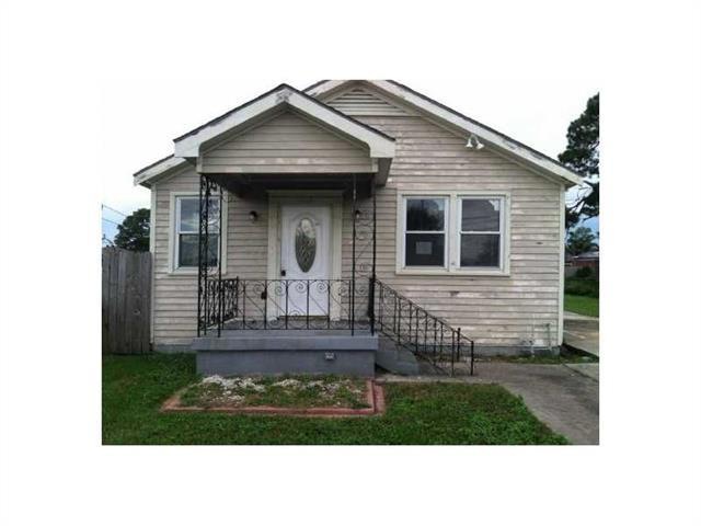 Facade/Exterior Front.