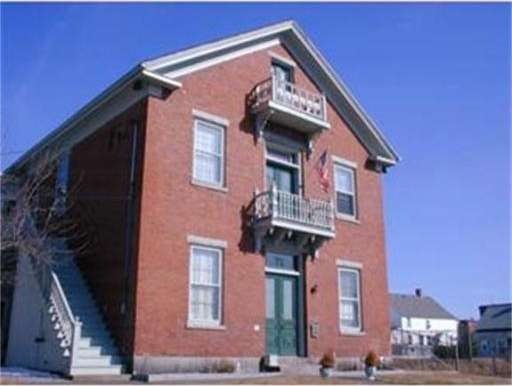 71 Primrose St unit 2, Haverhill, MA 01830 - photo 1