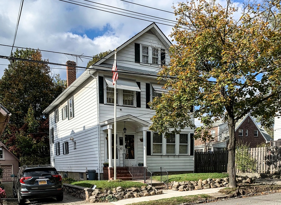 113 van Cortlandt Ave, Staten Island, NY 10301 - photo 1