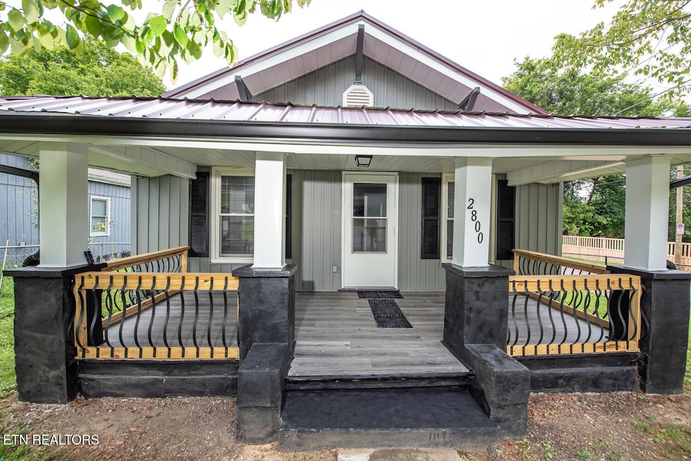 2800 Nichols Ave, Knoxville, TN 37917 - photo 1