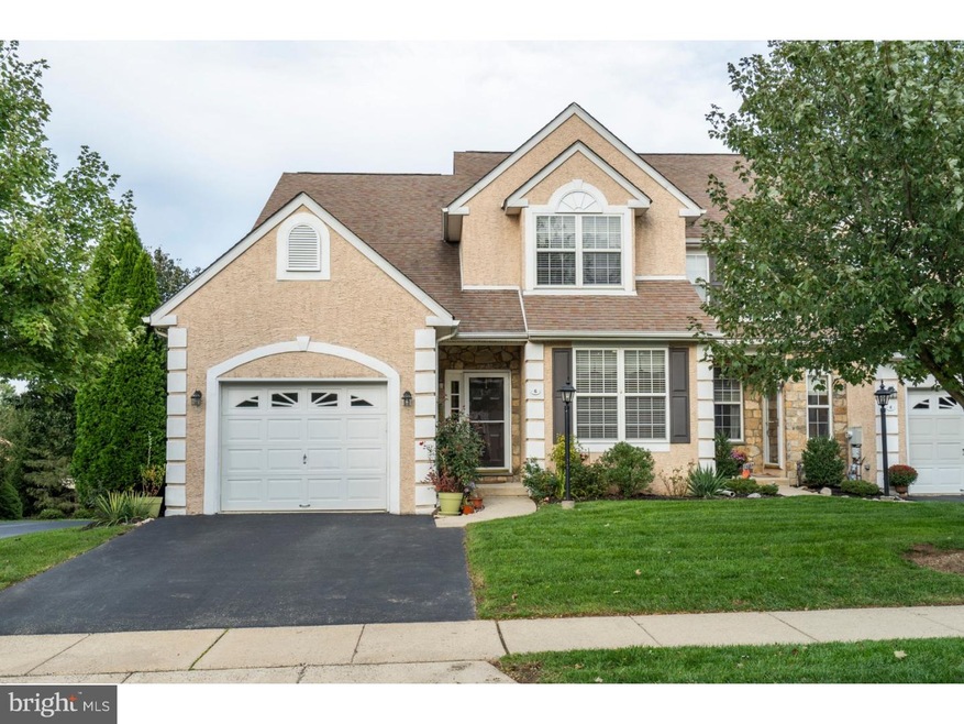 6 Wheatsheaf Ln unit 6, Norristown, PA 19403 - photo 1