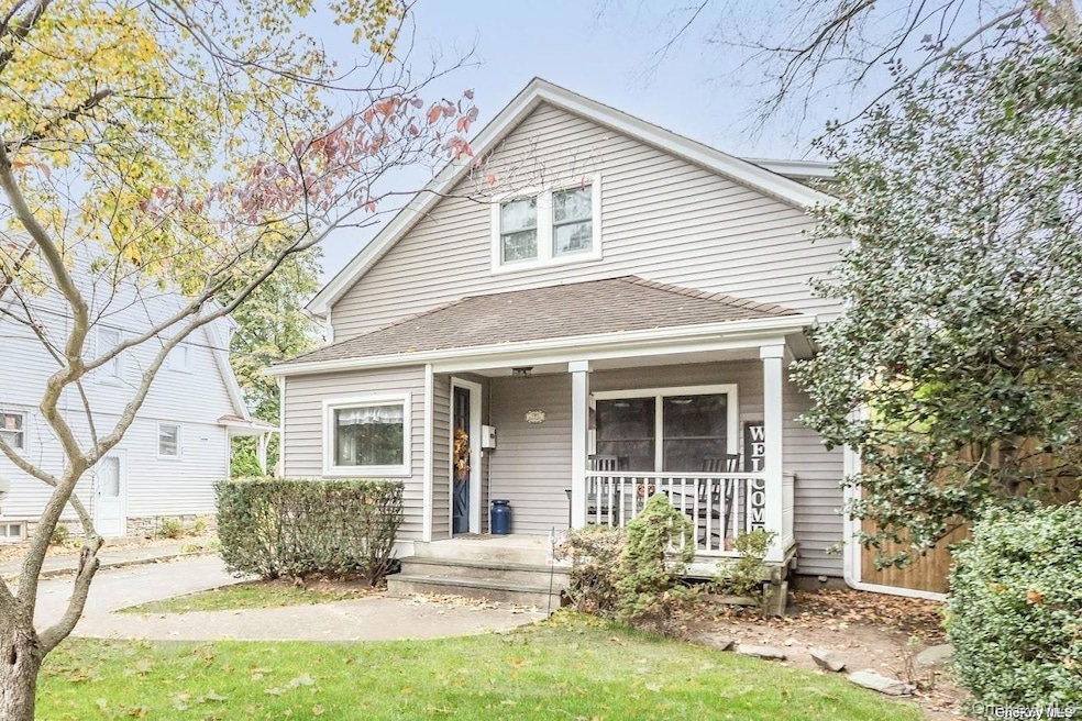 2 Elm Place, Glen Head, NY 11545 - photo 1