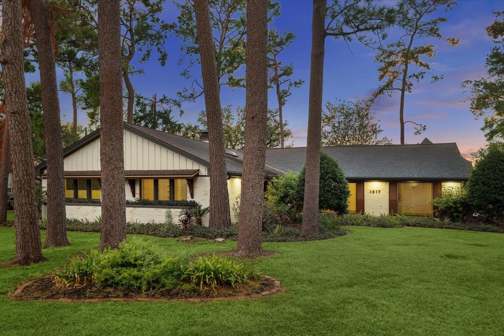 1617 Huge Oaks St, Houston, TX 77055 - photo 1