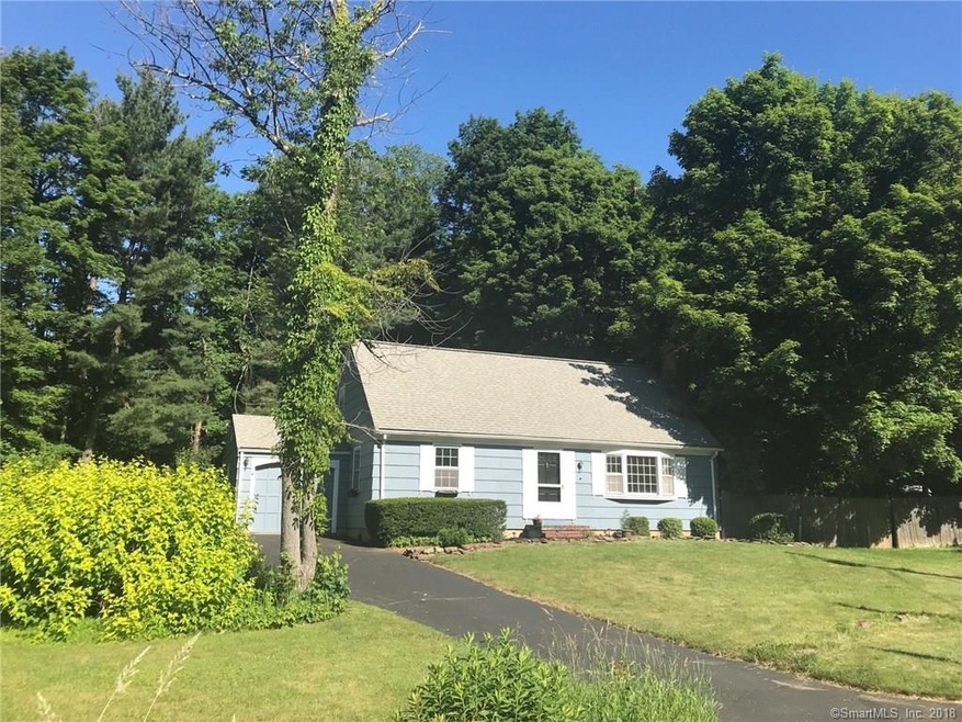 WELCOME HOME TO 15 SAGE LANE!   PICTURE PERFECT CA