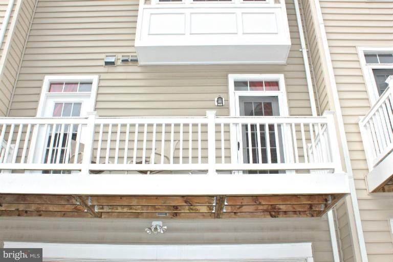 8010 Endzone Way, Hyattsville, MD 20785 - photo 1