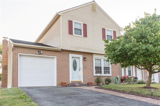 4201 Salem Dr, Emmaus, PA 18049 - photo 1