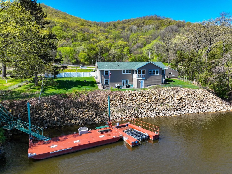 25518 Pelican Ln, Winona, MN 55987 - photo 1