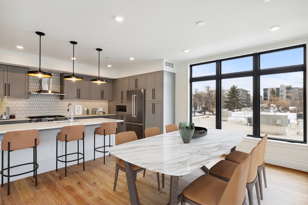 Photos of similar unit with same layout, finishes may vary