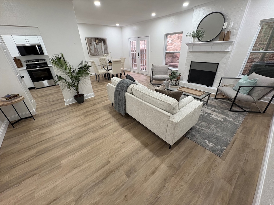 Under Contract $379,000