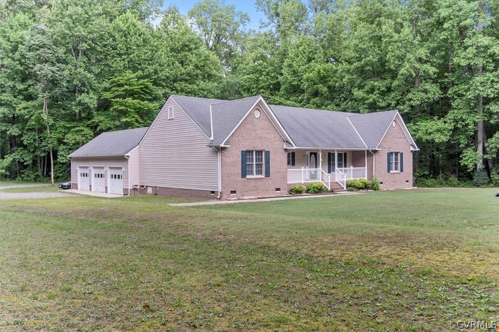 7305 Sandy Ridge Rd, Hopewell, VA 23860 - photo 1