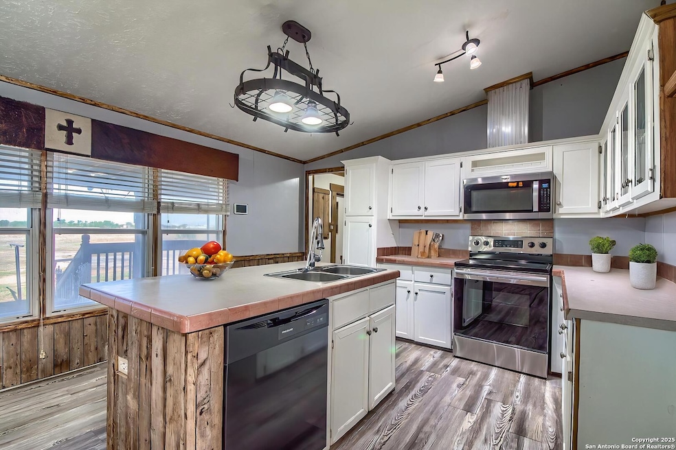 Under Contract $199,000