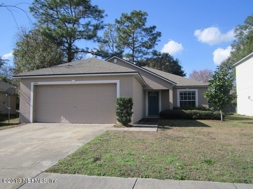 3708 Longleaf Forest Ln, Jacksonville, FL 32210 - photo 1