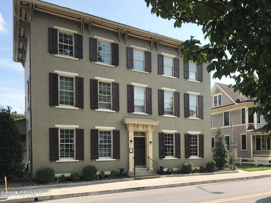 For Rent $1,100/month