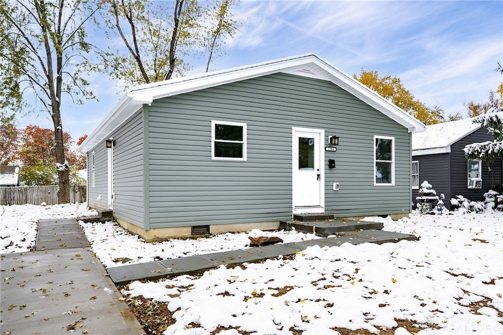 For Sale $159,900 • Co-Listing Agent