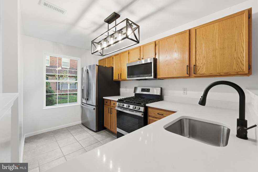 1535 Benjamin Franklin Ct, Mays Landing, NJ 08330 - photo 1