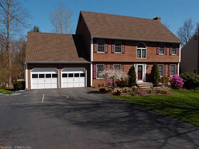 138 Oakridge, Unionville, CT 06085 - photo 1