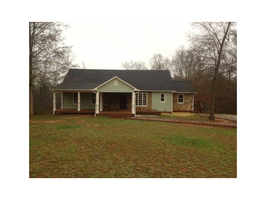494 E Freeman St, Maysville, GA 30558 - photo 1