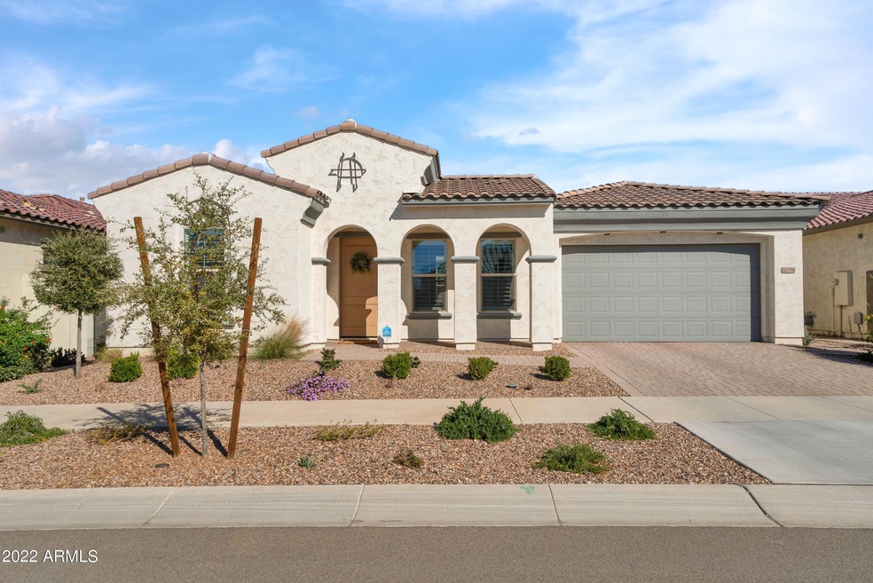 Welcome to 10256 E Thatcher Ave!
