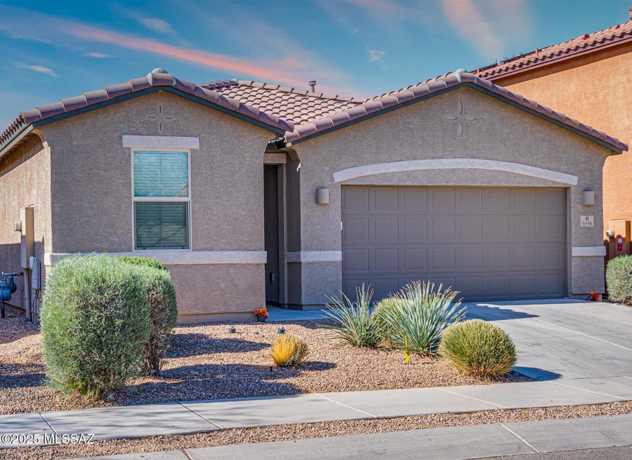 6556 E Via Arroyo Azul 4 bed 2 bath