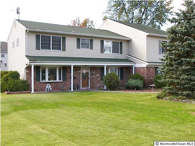 11 Crystal Ct, Middletown, NJ 07748 - photo 1