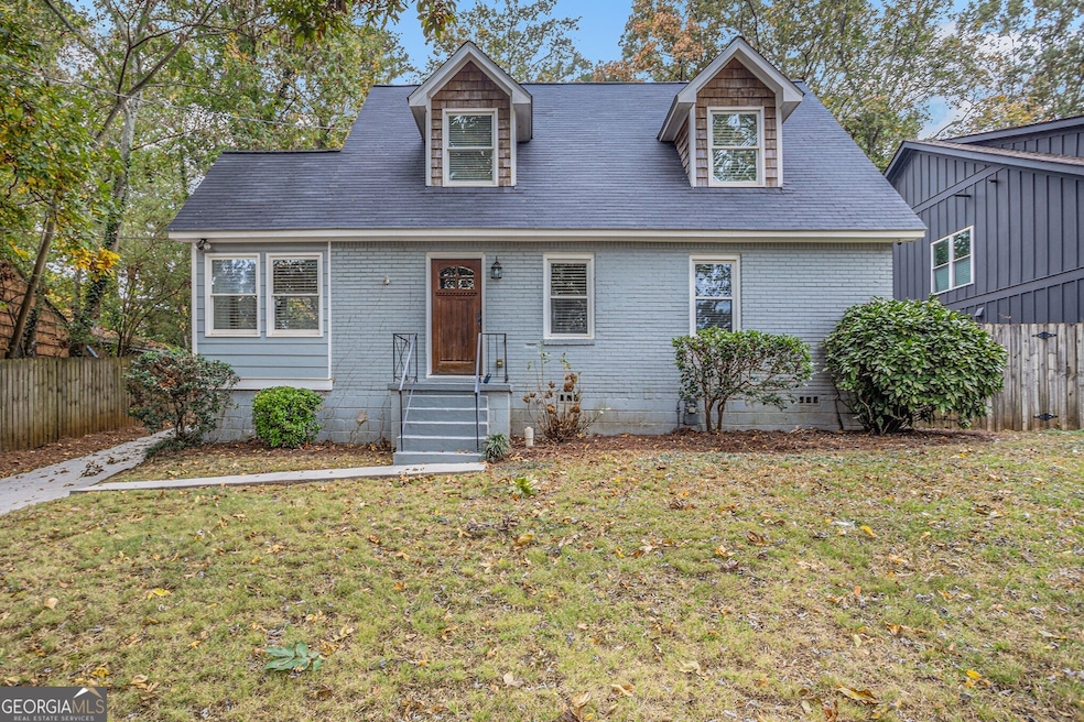 Updated, Charming Brick Home In Midway Woods!