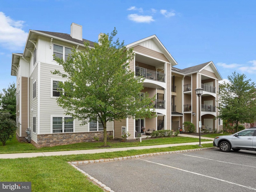 90 Bucktown Crossing unit 21F, Pottstown, PA 19465 - photo 1