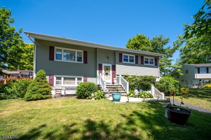 7 Zeek Way, Hopatcong, NJ 07843 - photo 1