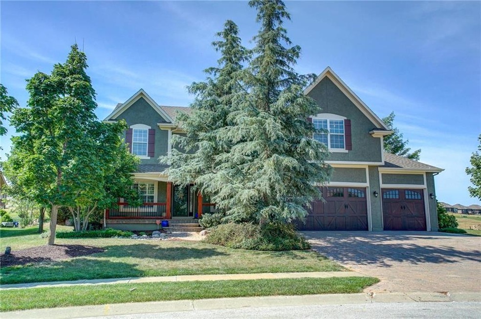 1500 Drake Ln, Raymore, MO 64083 - photo 1