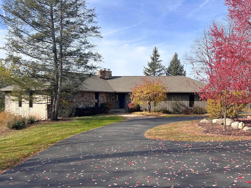 10008 Michigan 52, Perry, MI 48872 - photo 1