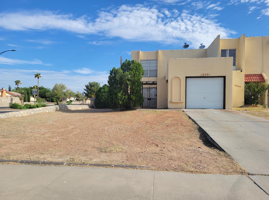 10401 Ashwood Dr unit AB, El Paso, TX 79935 - photo 1