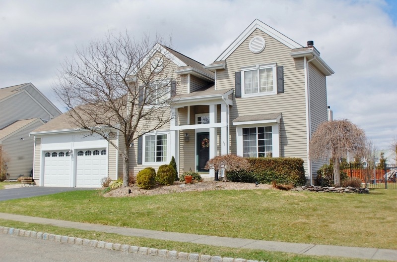 2 Little Doe Run, Oak Ridge, NJ 07438 - photo 1