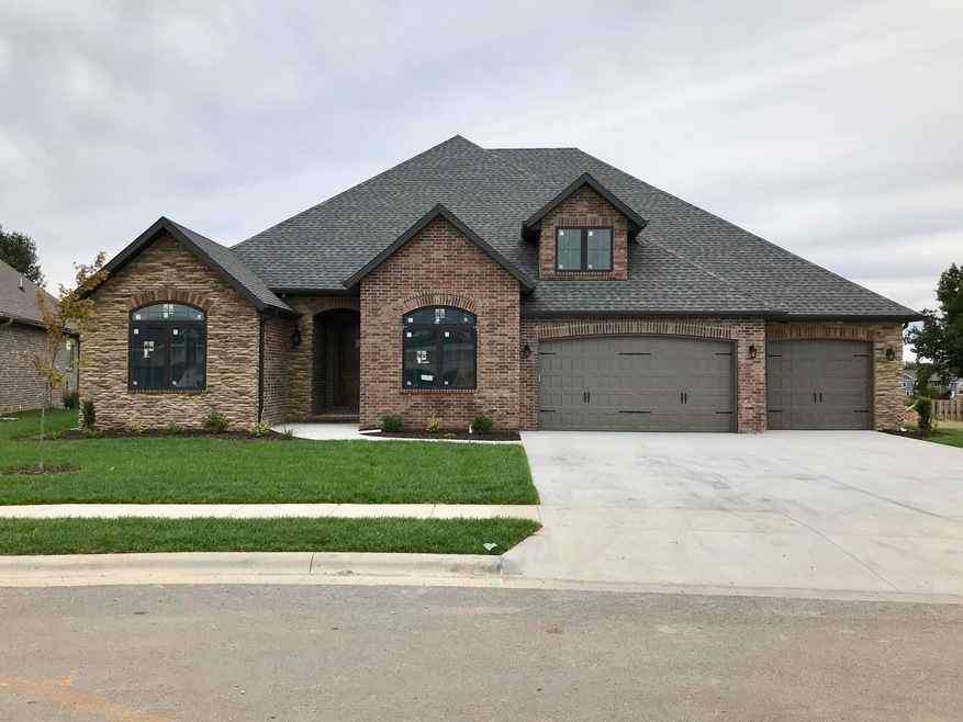 860 E Edenmore Cir, Nixa, MO 65714 - photo 1
