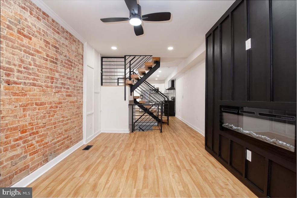 1108 W Hamburg St, Baltimore, MD 21230 - photo 1