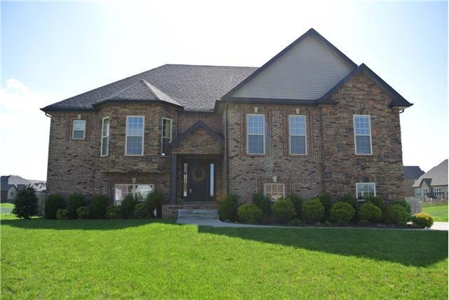 WELCOME TO 1564 EDGEWATER LANE !