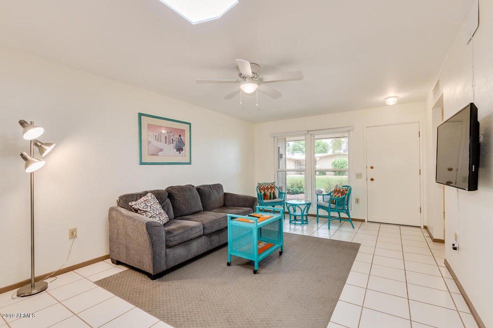 10585 W Palmeras Dr unit K, Sun City, AZ 85373 - photo 1