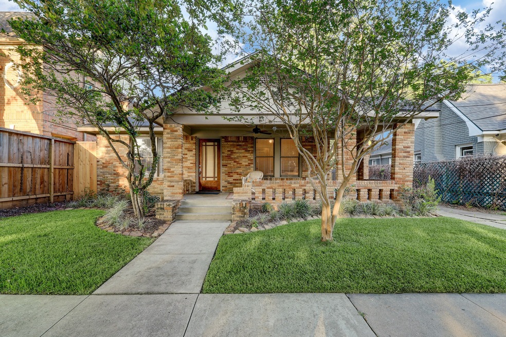 2505 Elmen St, Houston, TX 77019 - photo 1