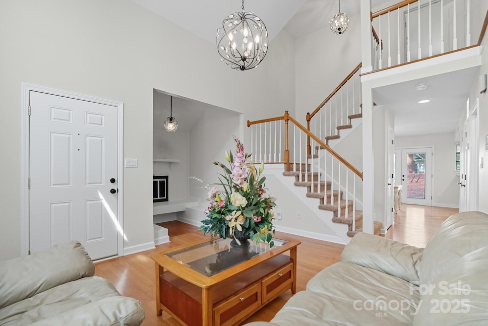 9221 N Vicksburg Park Ct unit 9221, Charlotte, NC 28210 - photo 1