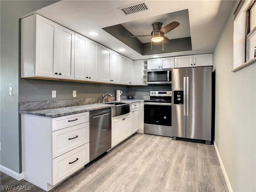 12501 Mcgregor Blvd unit 23, Fort Myers, FL 33919 - photo 1