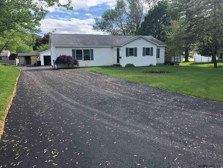 4 Lincoln Ave, Rensselaer, NY 12144 - photo 1