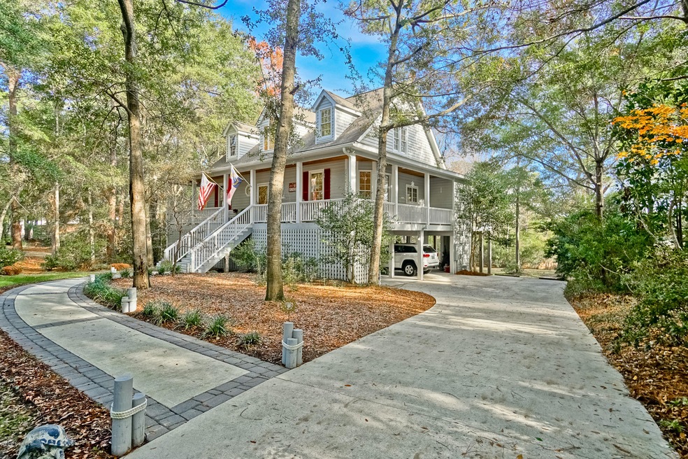 Coastal Living at its Finest!