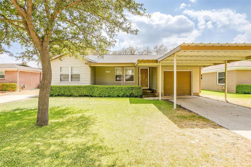7705 Corina Dr, Fort Worth, TX 76108 - photo 1
